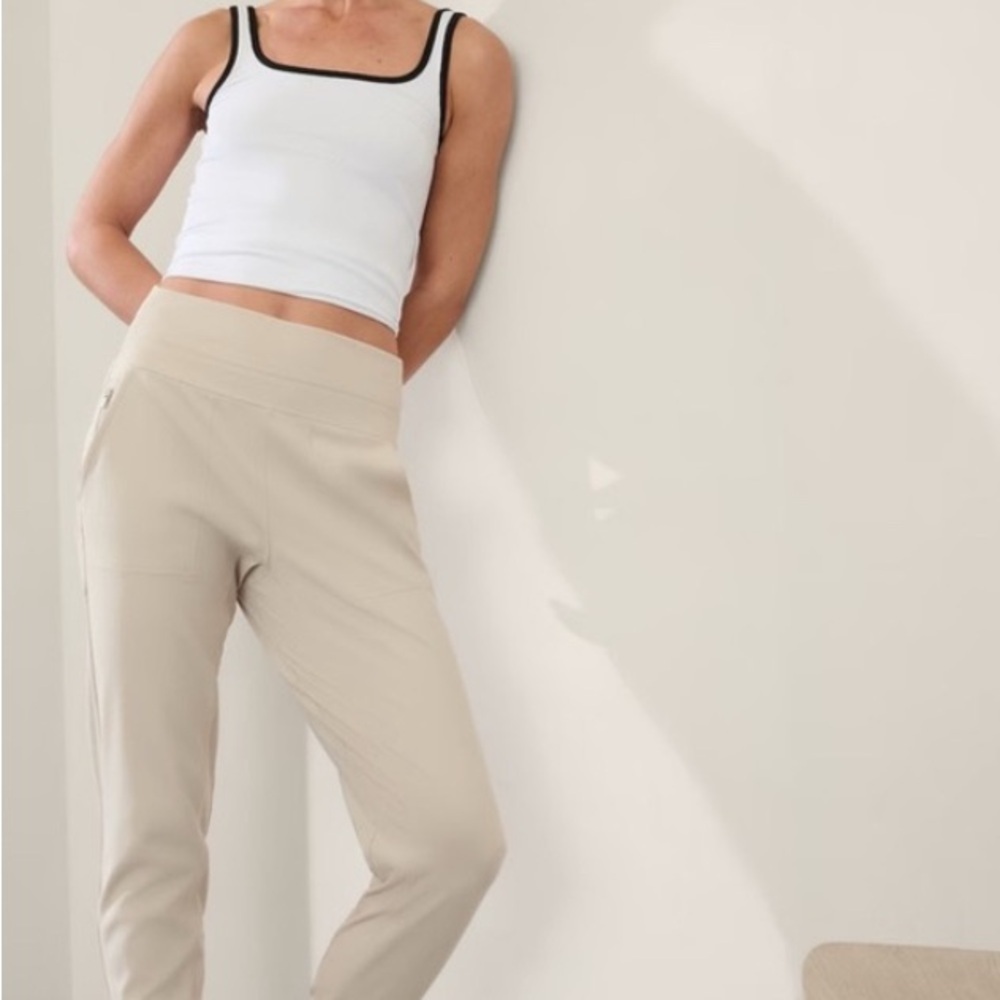 Athleta women's Venice joggers Pants abalone